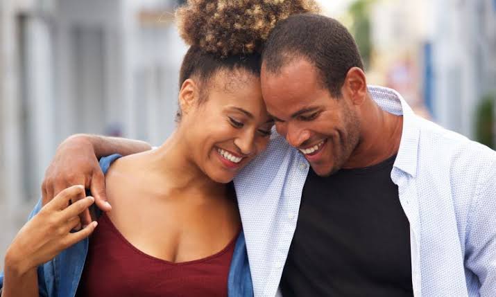 Red Flags Dating A Guy: 9 Signs To Watch Out For