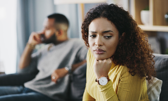 Why Is My Girlfriend Ignoring Me All of A Sudden? 11 Common Reasons